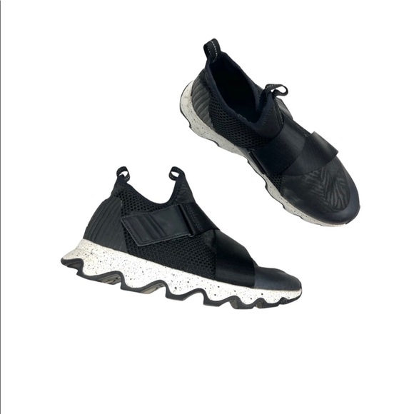 SOREL Women's Kinetic Sneak Casual Shoes - Picture 3 of 10